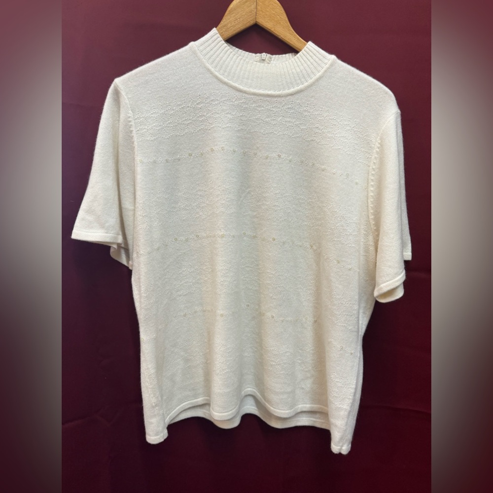 Crème Delicate Ladies Blouse - Size XL